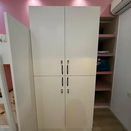 Blloku Vibes Vandrerhjem