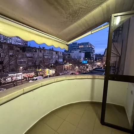 Albergue Blloku Vibes Tirana