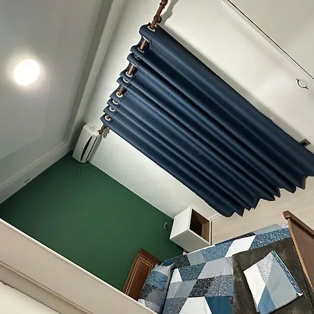 Blloku Vibes * Tirana