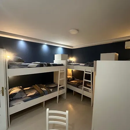 Blloku Vibes Auberge de jeunesse