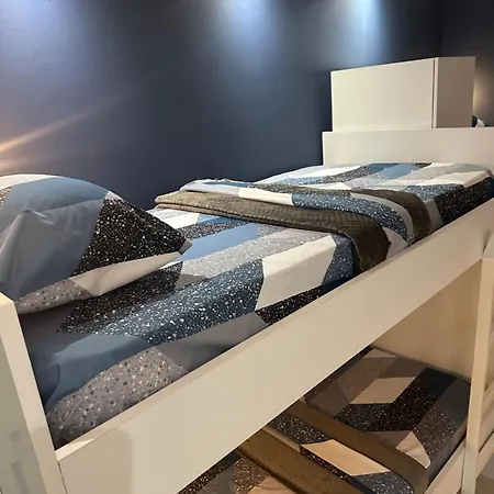 بيت شباب Blloku Vibes *