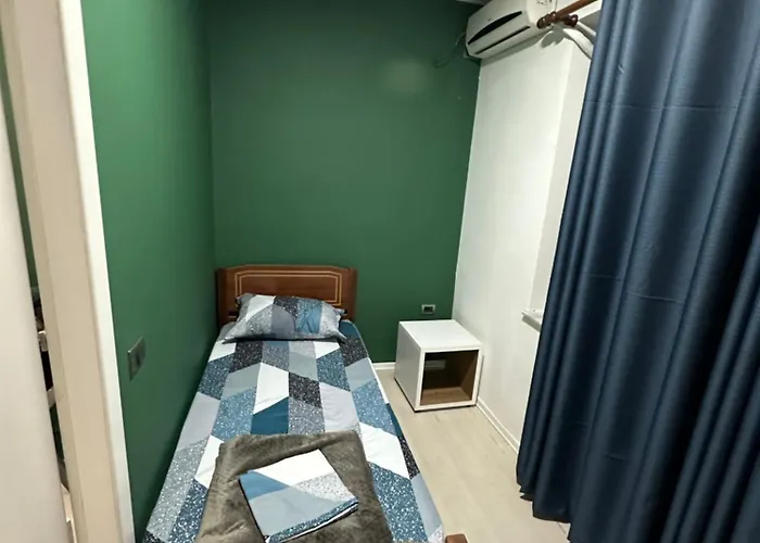 Hostel Blloku Vibes - Female Only
